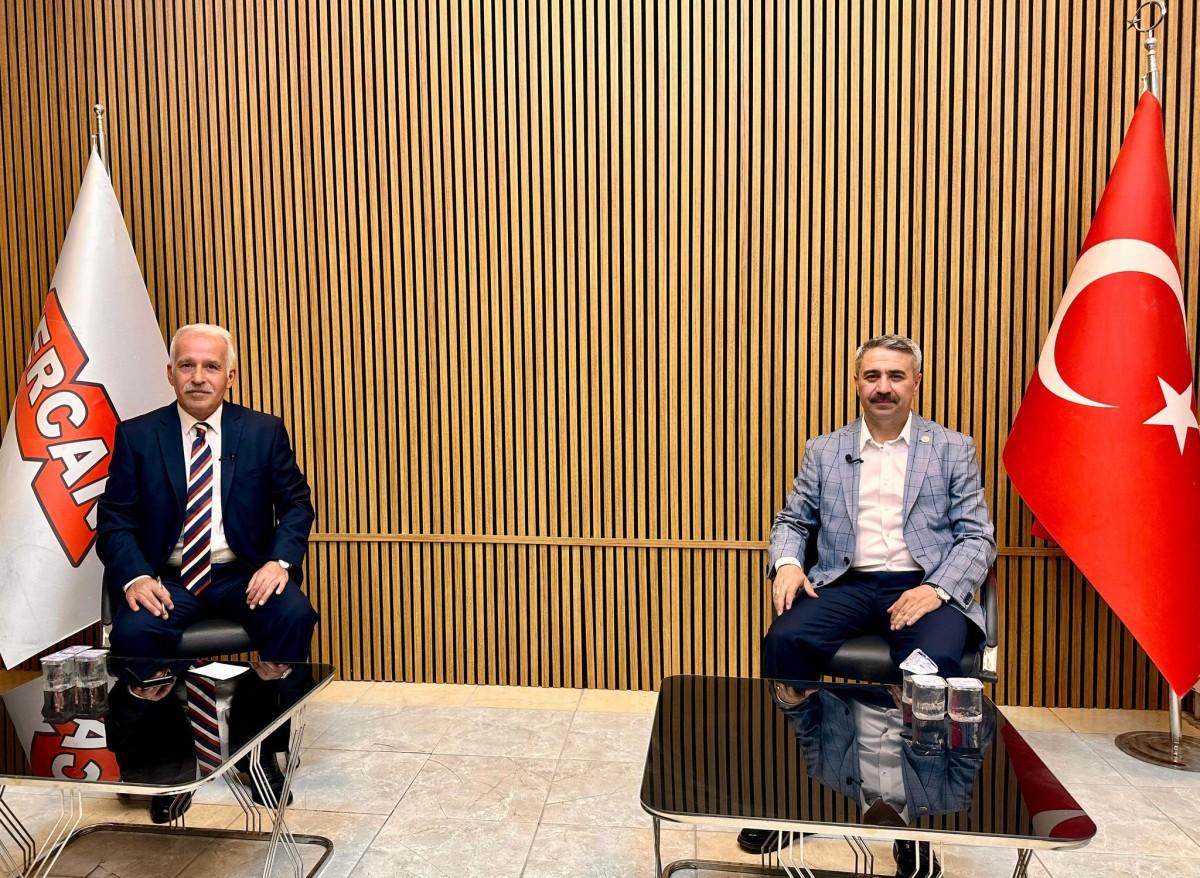 Mustafa Alkayış’tan ‘Mertçe’ mesajlar: Terörsüz Türkiye ve Adıyaman yatırımları gündemdeydi Mustafa Alkayış’tan ‘Mertçe’ mesajlar: Terörsüz Türkiye ve Adıyaman yatırımları gündemdeydi