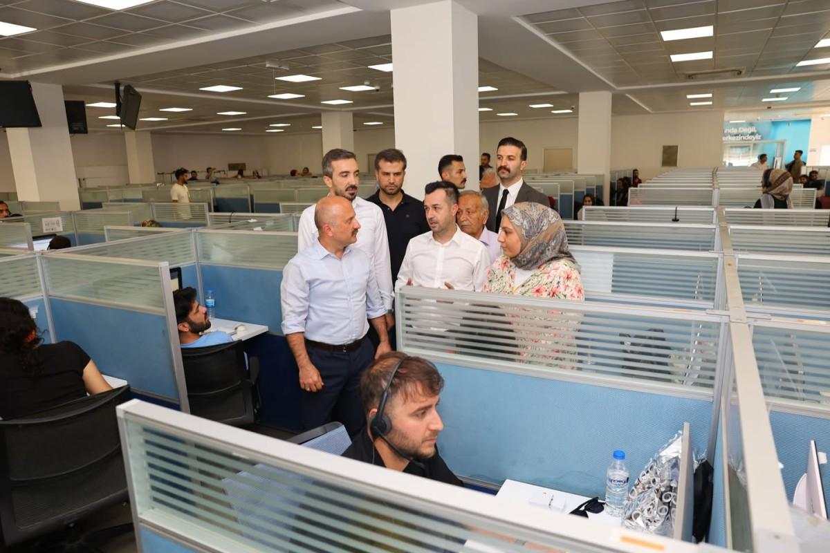Vali Dr. Osman Varol’dan Assist Çağrı Merkezine ziyaret Vali Dr. Osman Varol’dan Assist Çağrı Merkezine ziyaret