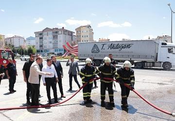 Nevşehir Belediyesi, Türkiye'nin İlk Elektrikli Araç Yangınına Özel Söndürme Sistemi Geliştirdi