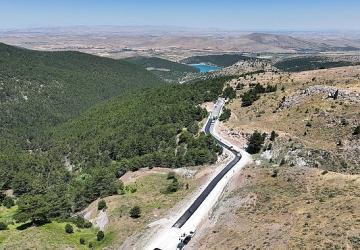 Selçuklu Belediyesi Dış Mahalle Bağlantı Yollarında Konforu Yükseltiyor