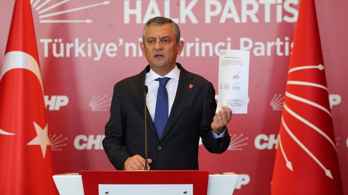 Özgür Özel’den çok sert açıklama: ‘Abdurrahman Tutdere’yi değil, AK Partili belediyeleri inceleyin’ Özgür Özel’den çok sert açıklama: ‘Abdurrahman Tutdere’yi değil, AK Partili belediyeleri inceleyin’