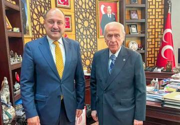 Mehmet Kasım Gülpınar’dan Bahçeli’ye sürpriz ziyaret: MHP’ye mi geçiyor?
