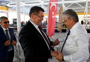 Tekirova kapalı pazar yeri açıldı
