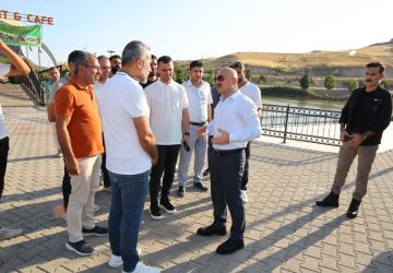Vali Osman Varol, Beşpınar Mesire alanında vatandaşlarla bir araya geldi