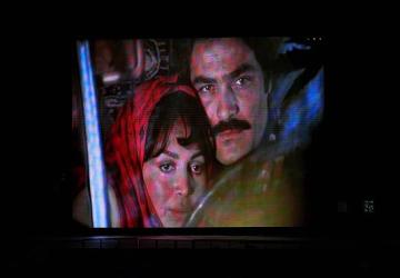 Kalamış Yaz Festivali Yeşilçam'ın sultanı Türkan Şoray ile başladı.