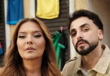 Demet Akalın & Sefo’nun Hit Şarkısı 'Yerinde Dur' Listeleri Altüst Etti!