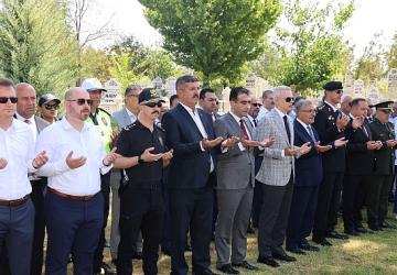 15 Temmuz'da Şehitler Törenle Anıldı