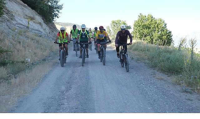 Konya Büyükşehir, Bisikletli Turizm Rotaları Oluşturma Çalışmalarına Devam Ediyor Konya Büyükşehir, Bisikletli Turizm Rotaları Oluşturma Çalışmalarına Devam Ediyor