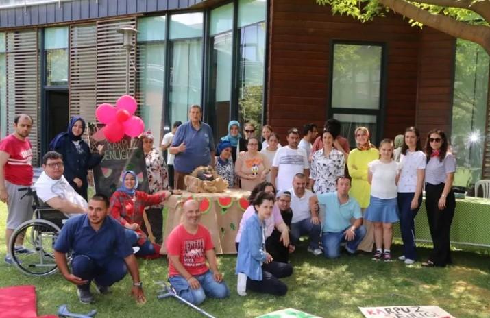 Sakarya SGM’de Coşkulu ve Serinletici Etkinlik Sakarya SGM’de Coşkulu ve Serinletici Etkinlik