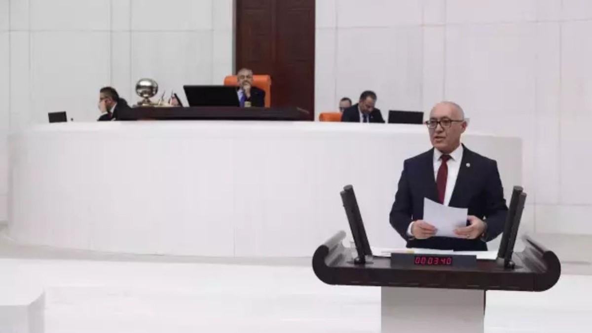 Gelecek Partisi'nde peş peşe istifalar: Doğan Demir de ayrıldı, vekil sayısı 4’e düştü Gelecek Partisi'nde peş peşe istifalar: Doğan Demir de ayrıldı, vekil sayısı 4’e düştü