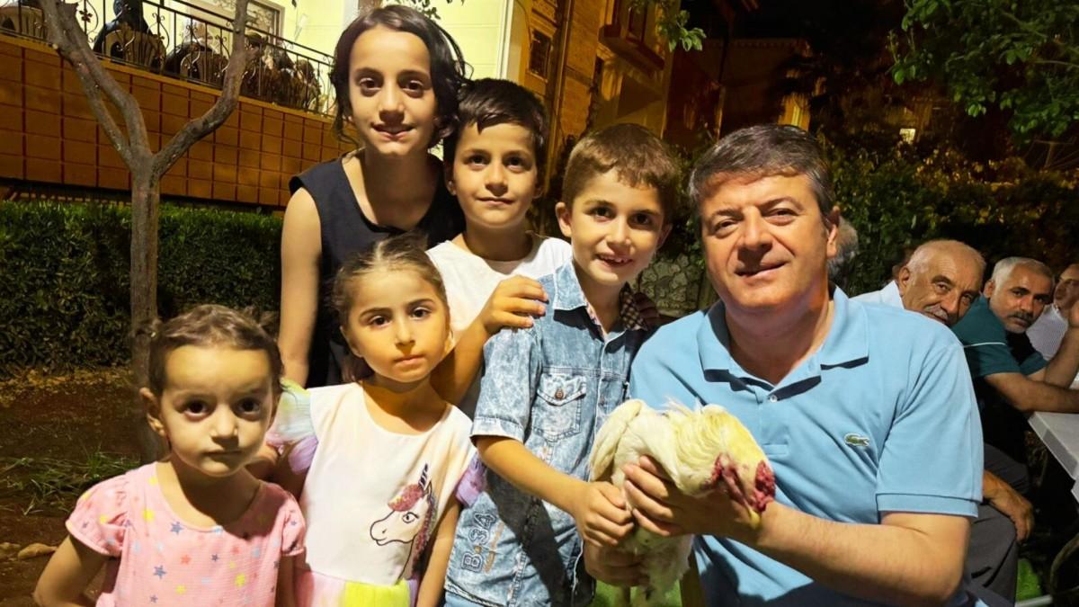 Adıyaman Belediye Başkanı Abdurrahman Tutdere 26 Gün Sonra Görevine İade Edildi Adıyaman Belediye Başkanı Abdurrahman Tutdere 26 Gün Sonra Görevine İade Edildi