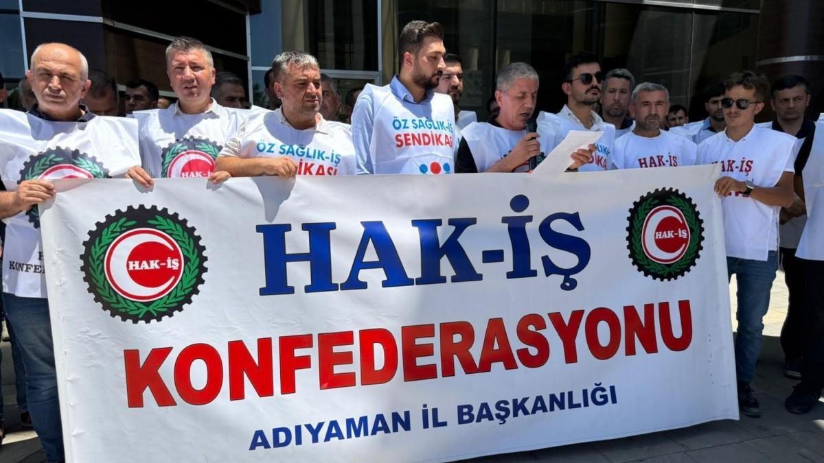 HAK-İŞ Adıyaman’dan 15 Temmuz mesajı: ‘Demokrasiye sahip çıkan milletin zaferi’ HAK-İŞ Adıyaman’dan 15 Temmuz mesajı: ‘Demokrasiye sahip çıkan milletin zaferi’