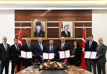 Ford Otosan'dan Vehbi Koç Vakfı İş Birliğiyle Başiskele'ye Eğitim Yatırımı