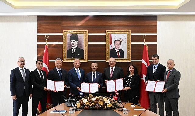 Ford Otosan'dan Vehbi Koç Vakfı İş Birliğiyle Başiskele'ye Eğitim Yatırımı Ford Otosan'dan Vehbi Koç Vakfı İş Birliğiyle Başiskele'ye Eğitim Yatırımı