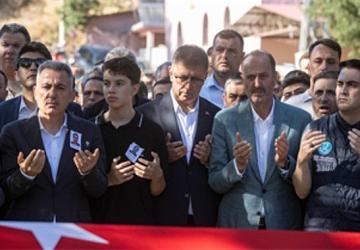 Yangının kahraman şehidi son yolculuğuna uğurlandı