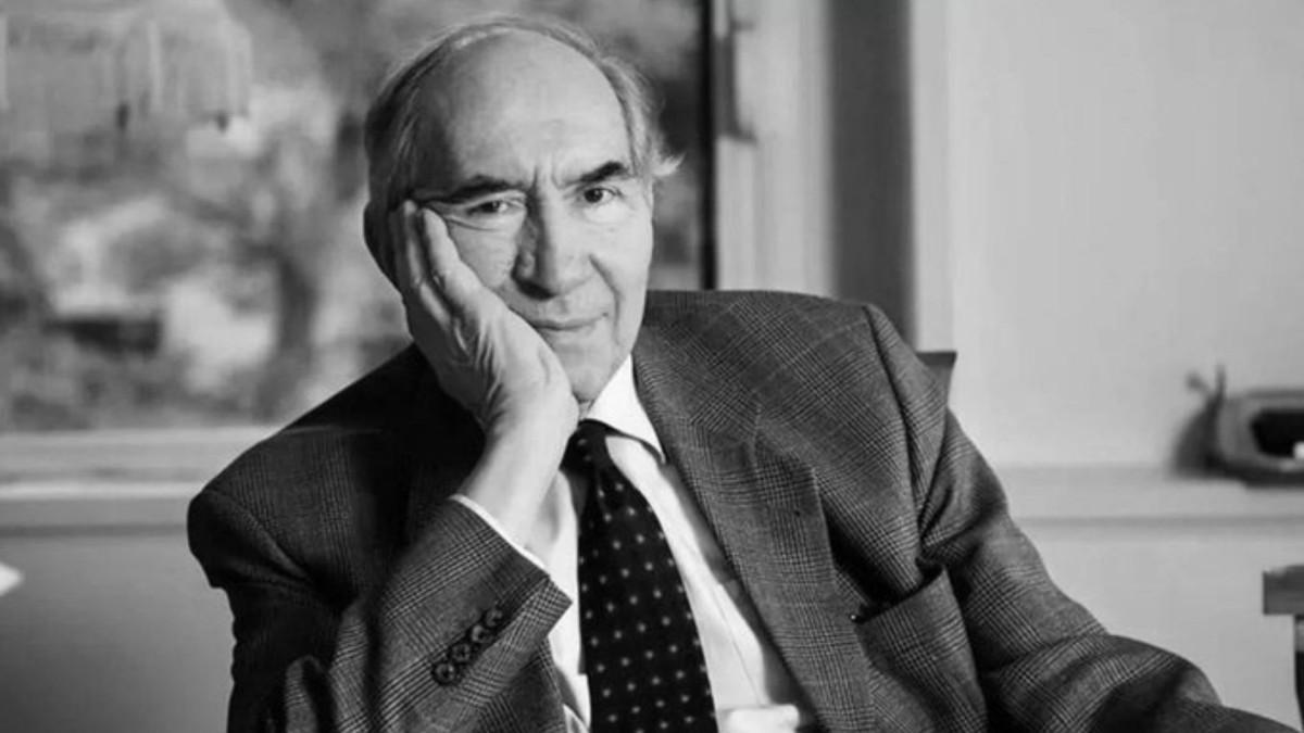 Türk siyasetinin ve basın dünyasının duayen ismi Altan Öymen 93 yaşında vefat etti Türk siyasetinin ve basın dünyasının duayen ismi Altan Öymen 93 yaşında vefat etti