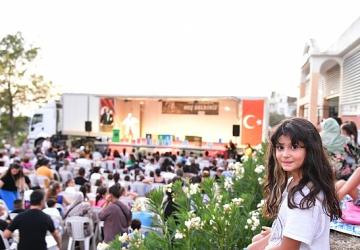 Çiğli'de yaz akşamları tiyatroyla şenleniyor