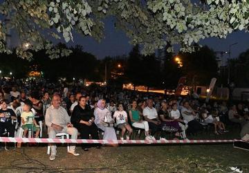Osmangazi'de çocuklar açık hava sinemasında buluştu