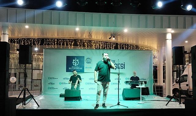 Karadeniz rüzgârı Milli İrade Meydanı'nda esti