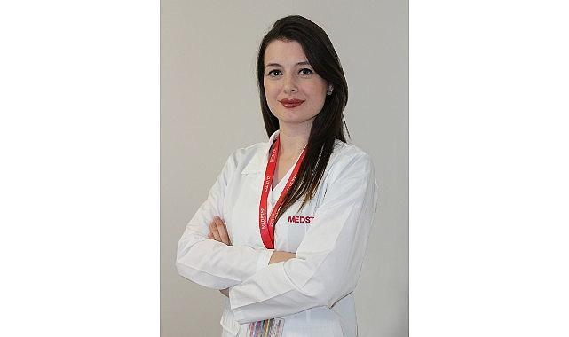 Cildinizin Yaşlanmasını Geciktiren 4 Önlem Cildinizin Yaşlanmasını Geciktiren 4 Önlem