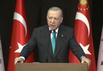 Cumhurbaşkanı Erdoğan'dan Aşure Günü mesajı: 'Hz. Hüseyin ve 72 yol arkadaşını rahmetle yâd ediyorum'