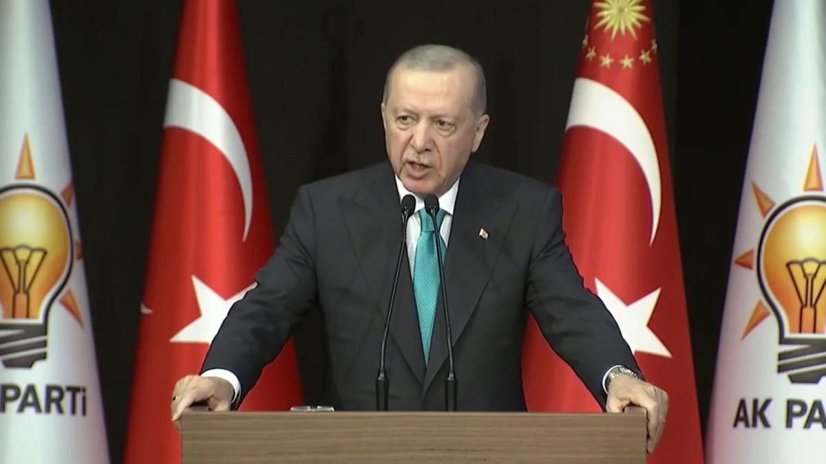 Cumhurbaşkanı Erdoğan'dan Aşure Günü mesajı: 'Hz. Hüseyin ve 72 yol arkadaşını rahmetle yâd ediyorum'