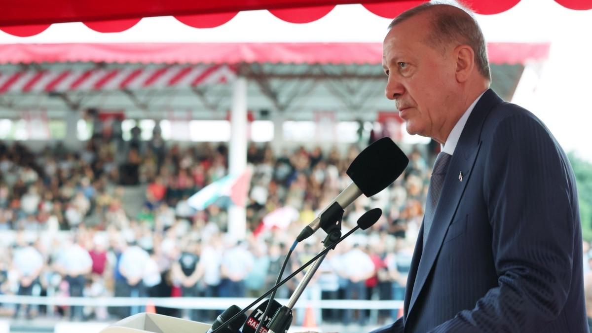Cumhurbaşkanı Erdoğan'dan LGS açıklamalarına tepki: 'Tek açıklaması imam hatip düşmanlığıdır'