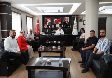 YKS İl Birincisinden Başkan Hallaç’a ziyaret: Kahta’da gurur tablosu