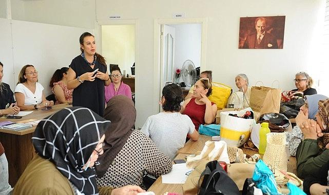 Karşıyaka'da 'Kadın Gücü' mahalle mahalle yayılıyor Karşıyaka'da 'Kadın Gücü' mahalle mahalle yayılıyor