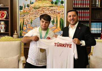 Türk Devletleri Özel Sporcular Down Sendromlular Spor Oyunları