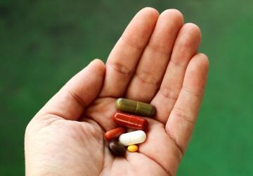 İlaç Harcamaları Nasıl Düşer?