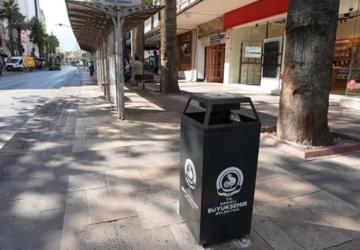 Büyükşehir, Denizli’nin Çöp Kutularını Yeniliyor