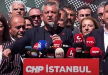 Özgür Özel’den CHP İstanbul İl Başkanlığı’na Kayyım Tepkisi: ‘Yetki gaspı yapan bir mahkeme kararıyla karşı karşıyayız’