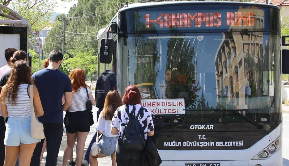 Büyükşehir’den Öğrencilere Ulaşımda Tam Destek Büyükşehir’den Öğrencilere Ulaşımda Tam Destek