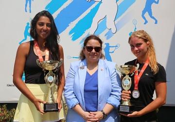 Nilüfer'de tenis heyecanı sona erdi