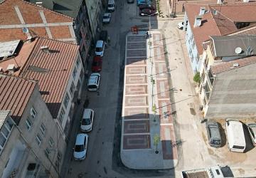 İnegöl Belediyesi'nden Ücretsiz Otopark Ve Çocuk Oyun Alanlarına Yatırım Atağı