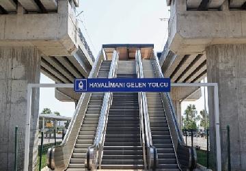 Büyükşehir Antalya'da havalimanı ulaşımını kolaylaştırıyor