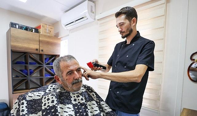 Çınarlar Buluşma Noktası, emeklilerin ikinci adresi oldu Çınarlar Buluşma Noktası, emeklilerin ikinci adresi oldu