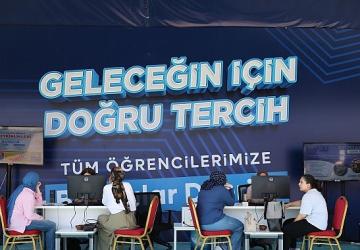 Bağcılar'da üniversite adaylarına ücretsiz tercih danışmanlığı