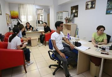 Karşıyaka Belediyesi'nden LGS öğrencilerine tercih desteği