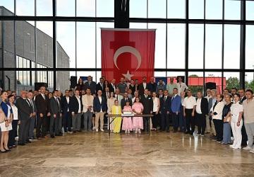 Büyükşehir'e anlamlı plaket