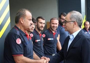 Baraçlı'dan itfaiyecilere moral ziyareti