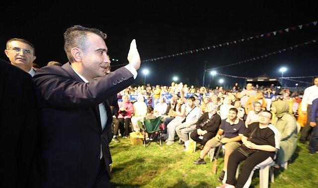 Şölen Ateşi Eşliğinde İki Muhteşem Konser Şölen Ateşi Eşliğinde İki Muhteşem Konser
