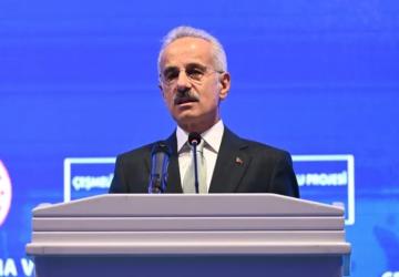 Bakan Uraloğlu Açıkladı: Mersin’de Trafik Sorunu Tarihe Karışıyor