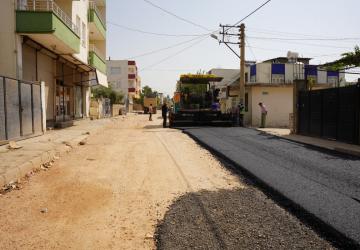 Kahta kampüsü yoluna sıcak asfalt
