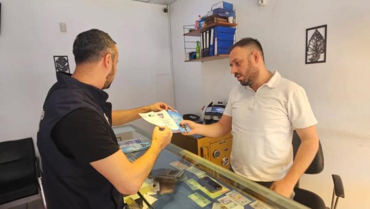 Besni’de esnaflara ‘Dolandırıcılık’ konularında bilgilendirme yapıldı