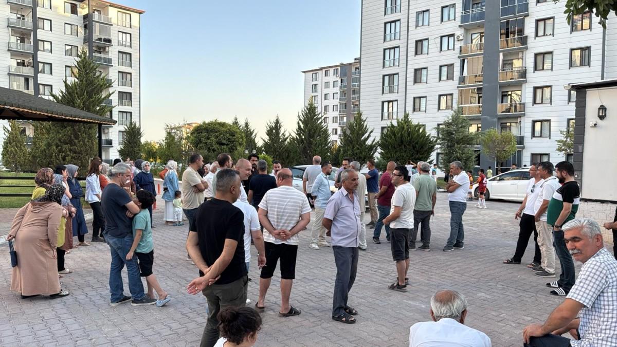 Adıyaman’da depremzedelerin ortak alan isyanı - Videolu Haber