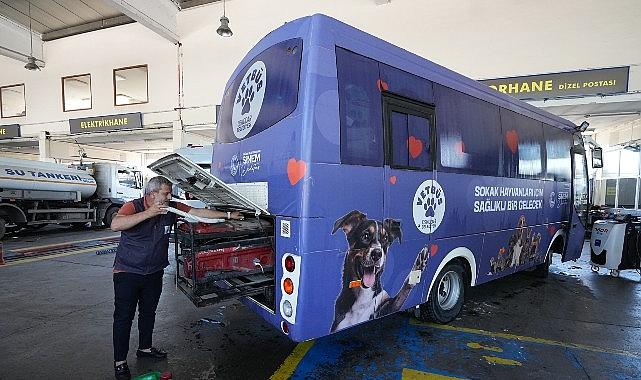 Üsküdar Belediyesi, İzmir'deki yangına müdahaleye destek amacıyla bölgeye gitti. Üsküdar Belediyesi, İzmir'deki yangına müdahaleye destek amacıyla bölgeye gitti.