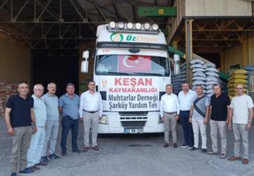 Yangından etkilenen çiftçilere yem yardımı
