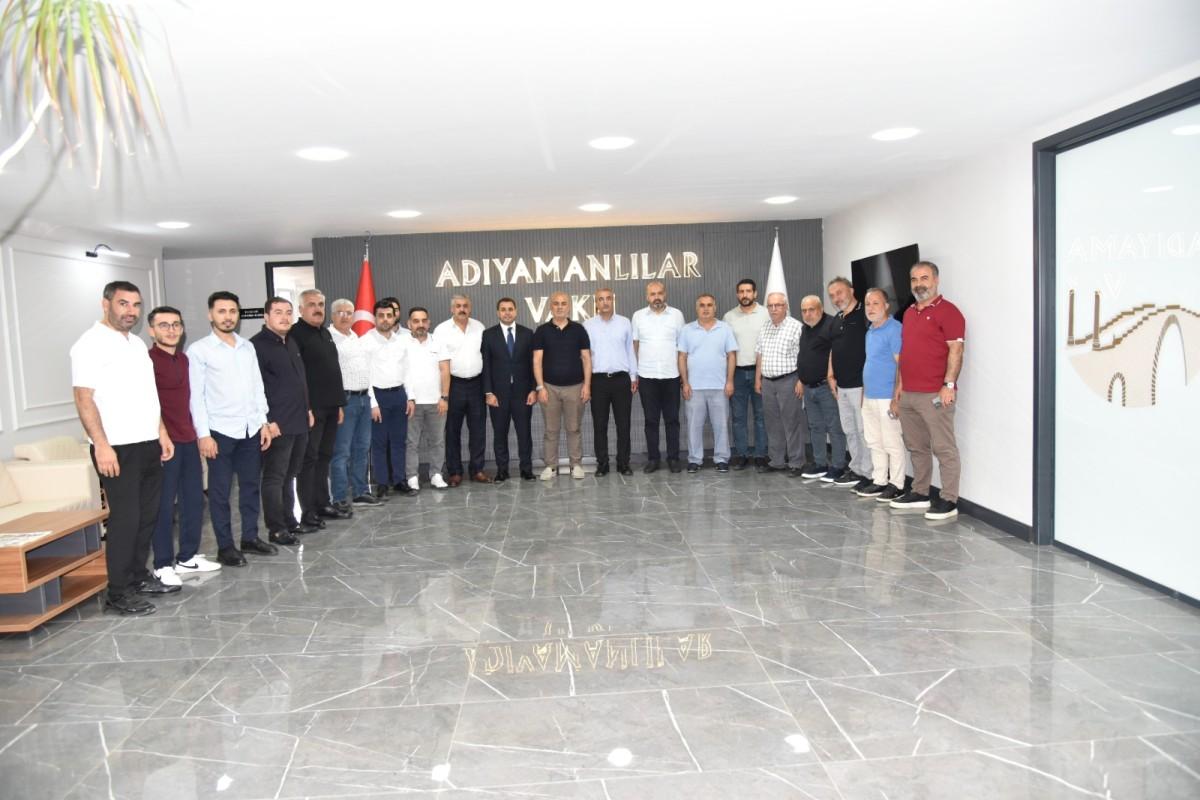 AK Parti Kahta İlçe Başkanı Gafar Çelebi, İstanbul’da hemşerileriyle buluştu AK Parti Kahta İlçe Başkanı Gafar Çelebi, İstanbul’da hemşerileriyle buluştu